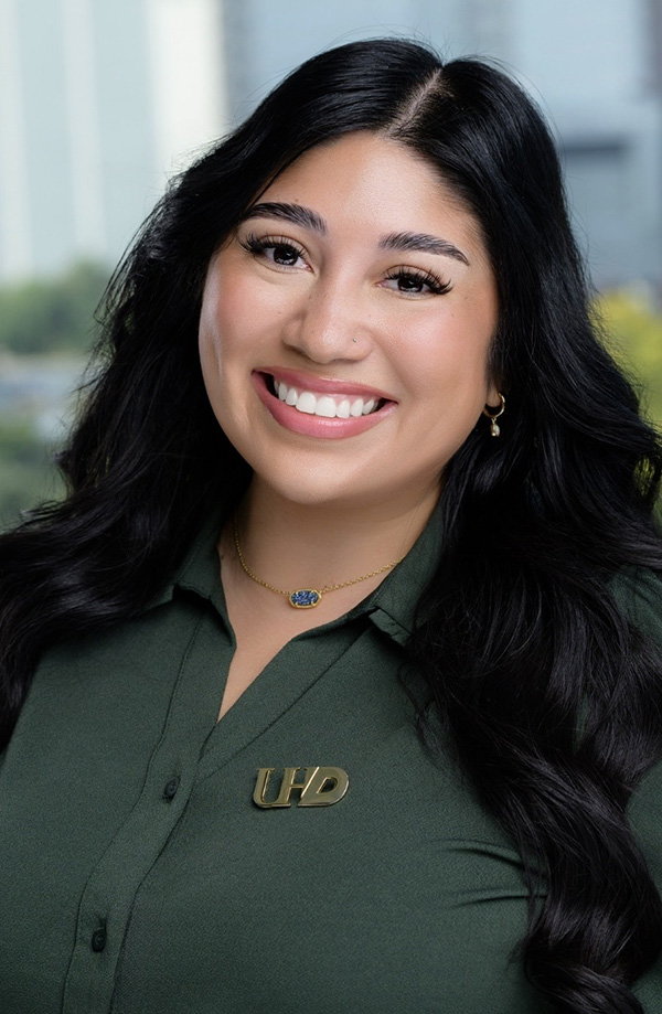 Mandi Olivarez
