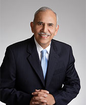 Max Castillo