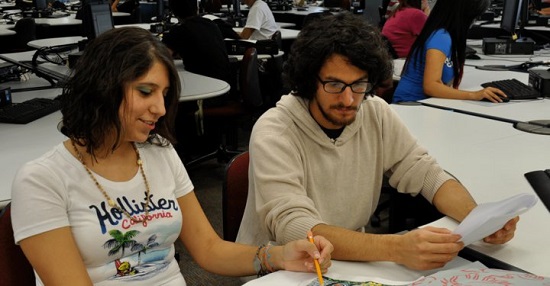 Two students are discussing about student opportunities WRC Tutoring Session